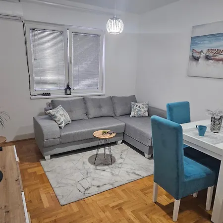 Apartman Odmor012 Pozsarevác