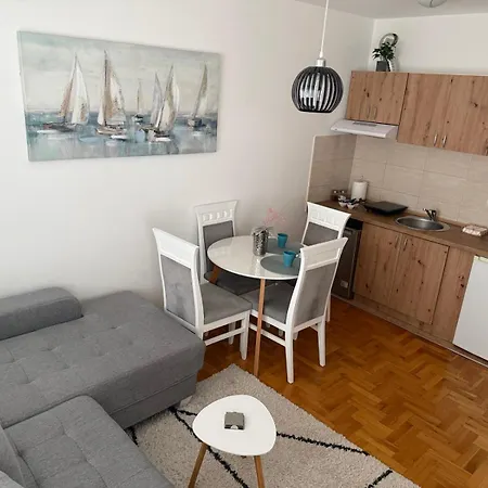 Odmor012 Διαμέρισμα Požarevac